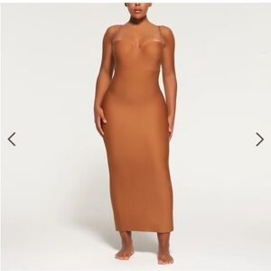 Skims body underwire long dress bronze size large